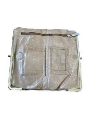 HOBO LAUREN WALLET/CLUTCH Leather Tan (Flaw)